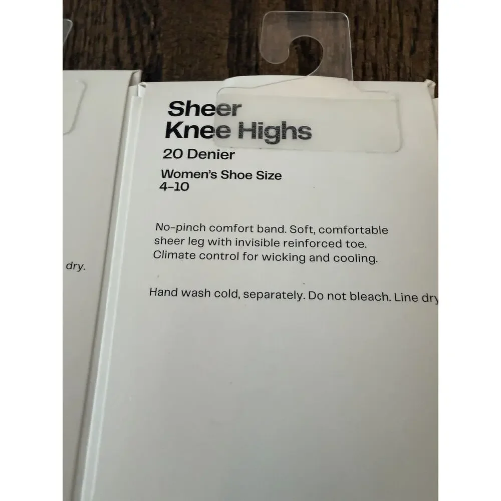 Nordstrom Rack Assorted Colors Sheer Knee Highs 8 Pairs NIB NEW